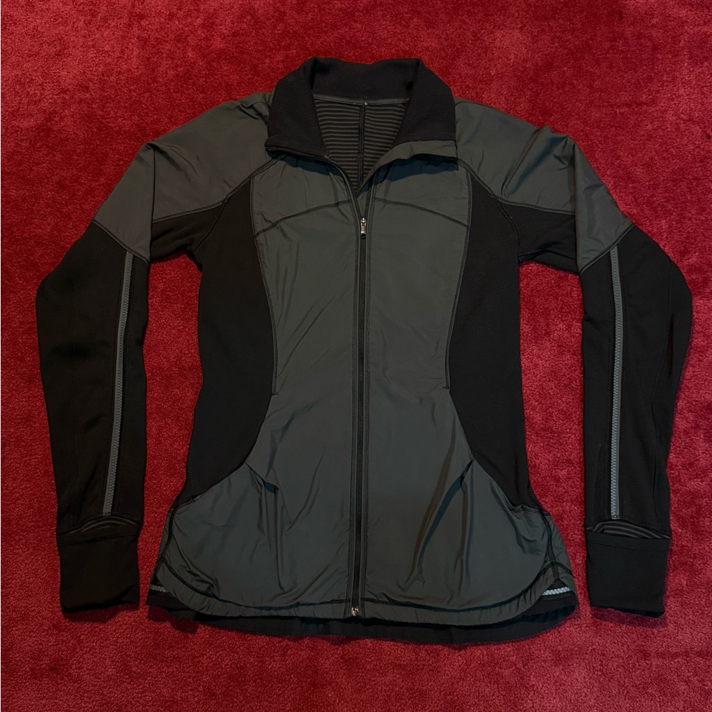 Lululemon Athletica Black And Gray Zipper Ski Wind Jacket